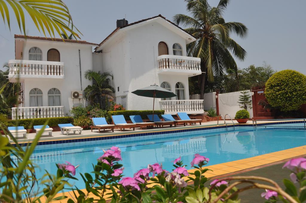 Colonia Santa Maria Hotel Baga Exterior foto