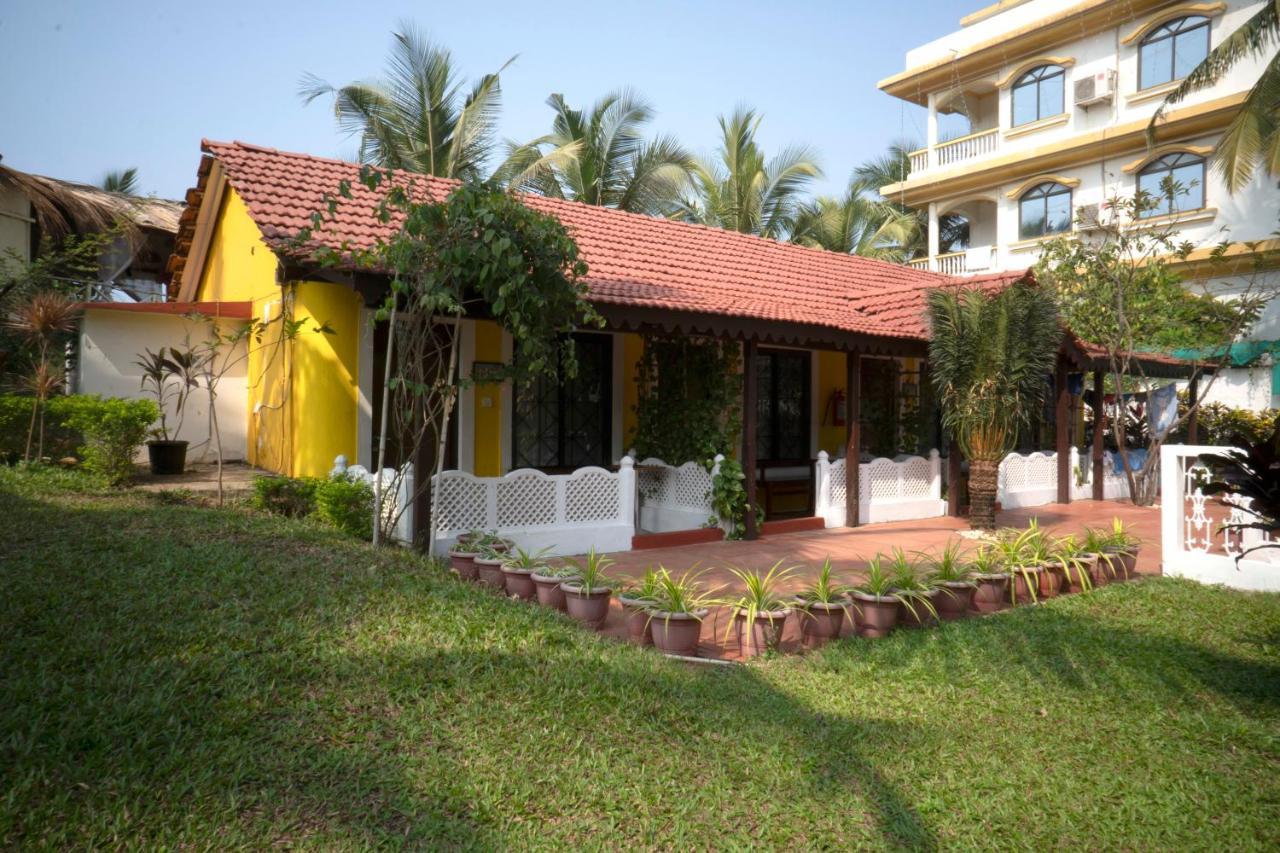 Colonia Santa Maria Hotel Baga Exterior foto